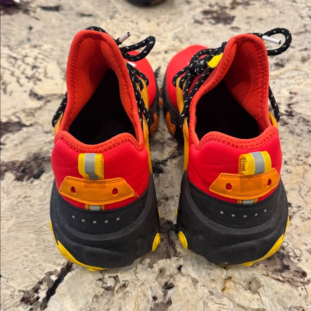 Nike React Presto 'Chile Red' CZ9273-600 - Picture 3 of 6